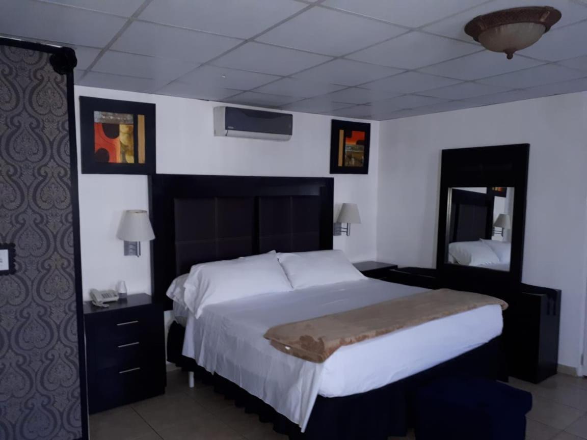 Hotel California Panama 외부 사진